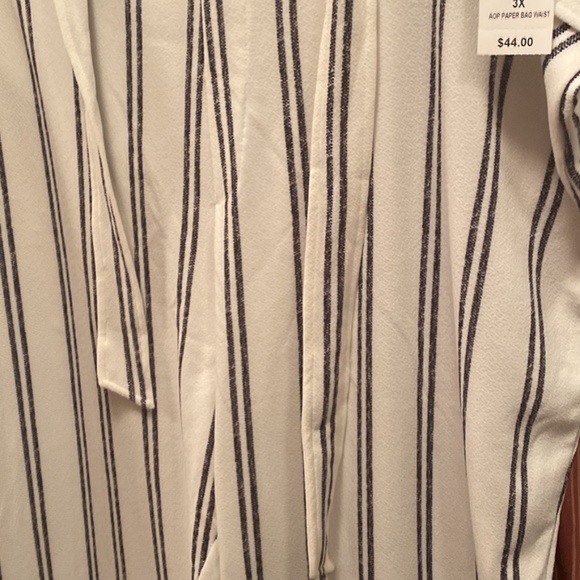 Paper bag pants - Picture 2 of 2